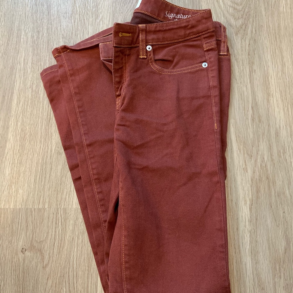 Henry and Belle signature bootcut jeans / like new